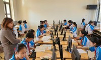 Chăm lo cho học sinh dân tộc thiểu số ở huyện Cao Phong, tỉnh Hòa Bình