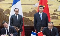 Франция и Китай подписали контракты стоимостью 18 млрд евро