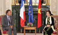 Франция продолжит выступать с резкой позицией по вопросам Восточного моря