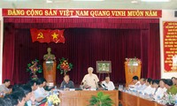 Генеральный секретарь ЦК КПВ Нгуен Фу Чонг посетил провинцию Биньтхуан