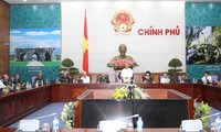 Вице-премьер СРВ встретился с жителями из провинции Лаокай, имеющими заслуги перед Родиной