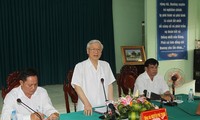 Генсекретарь ЦК КПВ Нгуен Фу Чонг посетил провинцию Хаузянг