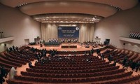 Парламент Ирака одобрил состав нового правительства страны