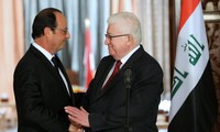 Участники конференции в Париже договорились оказать Багдаду военную помощь