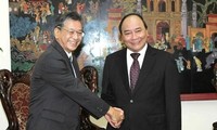 Вице-премьер CPB Нгуен Суан Фук принял посла Японии