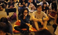 Администрация Гонконга отложила диалог со студентами