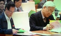 Депутаты вьетнамского парламента вынесли вотум доверия должностным лицам 