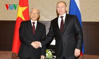 Генсек ЦК КПВ Нгуен Фу Чонг провел переговоры с президентом РФ Владимиром Путиным
