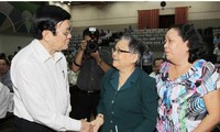 Президент СРВ Чыонг Тан Шанг встретился с избирателями 4-го района г.Хошимина