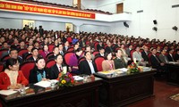 Глава МОБ Вьетнама Чан Дай Куанг провел встречу с избирателями г.Ниньбинь
