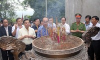 Председатель ЦК ОФВ Нгуен Тхиен Нян посетил провинцию Футхо