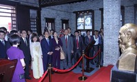 Продолжается мероприятие «Красный туризм: идти по следам президента Хо Ши Мина» 