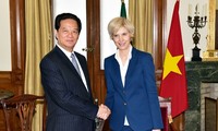 Премьер Вьетнама встретился с председателем Ассамблеи Республики Португалии 