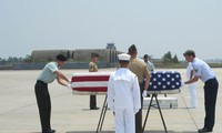 Церемония возвращения на Родину останков погибших американских военнослужащих
