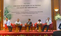 Обнародован доклад «Изменение понимания вьетнамцев о государстве и рынке-2014»