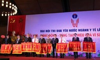 Ву Дык Дам присутствовал на съезде патриотических соревнований отрасли здравоохранения 