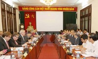 Глава Конфедерации труда Вьетнама принял делегацию Европарламента 