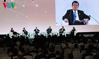 Президент Вьетнама принимает участие в деловом саммите АТЭС