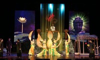 Пьеса в жанре «Кайлыонг» под названием «Буддийский император»