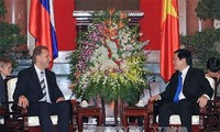 Президент Вьетнама принял первого заместителя председателя правительства РФ