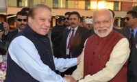 Премьер-министр Индии посетил Пакистан