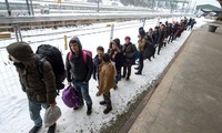 Ежедневно Германия отсылает сотни мигрантов обратно в Австрию