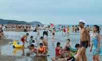 Турбазы Вьетнама привлекли большое число туристов в выходные дни