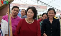 Спикер вьетнамского парламента посетила ярмарку OCOP провинции Куангнинь