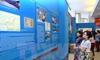 В Ханое открылась выставка «Президент Хо Ши Мин в поиске пути спасения Родины»