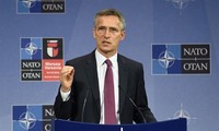 НАТО готова к диалогу с Россией 