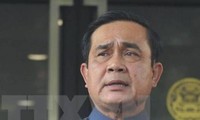 Премьер Таиланда успокоил жителей страны после серии взрывов