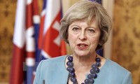 Британский премьер подтвердила неизменность планов страны выйти из ЕС 