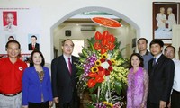 Председатель ЦК ОФВ поздравил Общество красного креста Вьетнама с 70-летием 