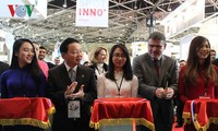 Вьетнам распространяет послание об устойчивом развитии на выставке Pollutec 2016 во Франции