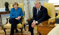 Впервые после инаугурации Дональд Трамп провёл встречу с Ангелой Меркель