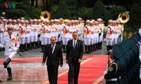 Вьетнамо-сингапурское стратегическое партнерство укрепляется во всех сферах
