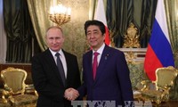 Путин: Российско-японские отношения продвигаются вперёд