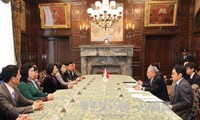 Вице-президент Вьетнама встретилась с председателем верхней палаты парламента Японии 