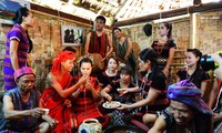 Своеобразные свадебные обряды народности Пако