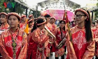 Платья «Аозай» подчёркивают красоту вьетнамских женщин