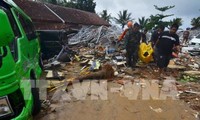 Руководители Вьетнама выразили соболезнования в связи с многочисленными жертвами цунами в Индонезии