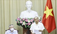 Президент Нгуен Суан Фук провёл рабочую встречу по исполнению приговоров с руководителями соответствующих отраслей  