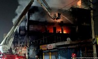 27 человек погибли и десятки человек пострадали из-за пожара в столице Индии 
