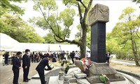 В Японии минутой молчания почтили память жертв атомной бомбардировки Хиросимы 