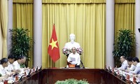 Президент Нгуен Суан Фук провёл рабочую встречу с Постоянным отделом консультативного совета по вопросам амнистии