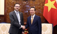 Визит президента Вьетнама в Великобританию будет способствовать созданию нового стимула для развития стратегического партнёрства между двумя странами 