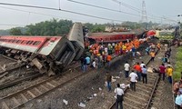 Председатель Нацсобрания направил индийским руководителям телеграммы с соболезнованиями в связи с гибелью людей в железнодорожной аварии в Индии