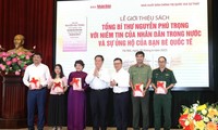 Презентация книги о генсеке ЦК КПВ Нгуен Фу Чонге