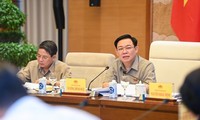 Председатель Нацсобрания Выонг Динь Хюэ: корректировка Закона о земле идёт в правильном направлении