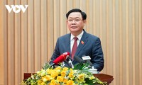 Председатель Нацсобрания Выонг Динь Хюэ: повышение качества работы по осуществлению прокурорской власти и надзора за судебной деятельностью 